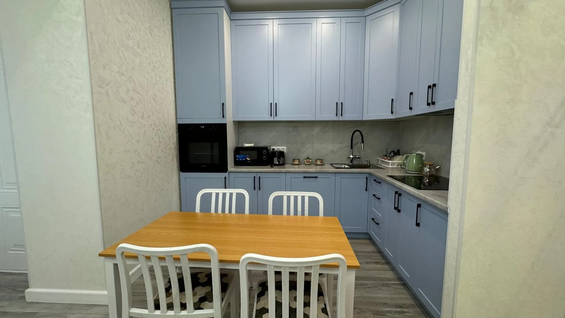 Comfort City Lux Almaty Apartmán